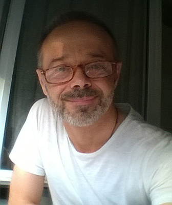 Image of profile / Claudio Pavone Pevons