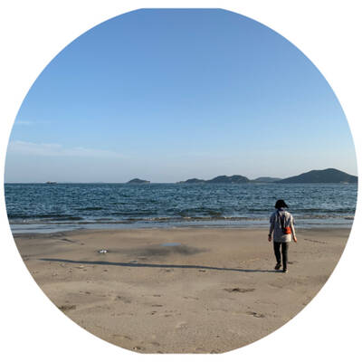Image of profile / Little Cho